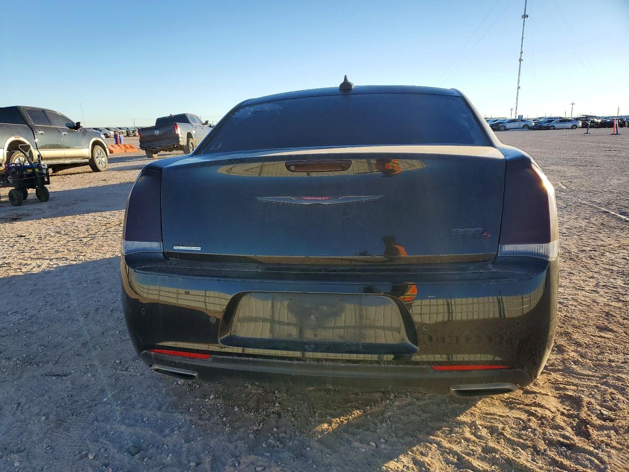 2022 CHRYSLER 300 S photo 6