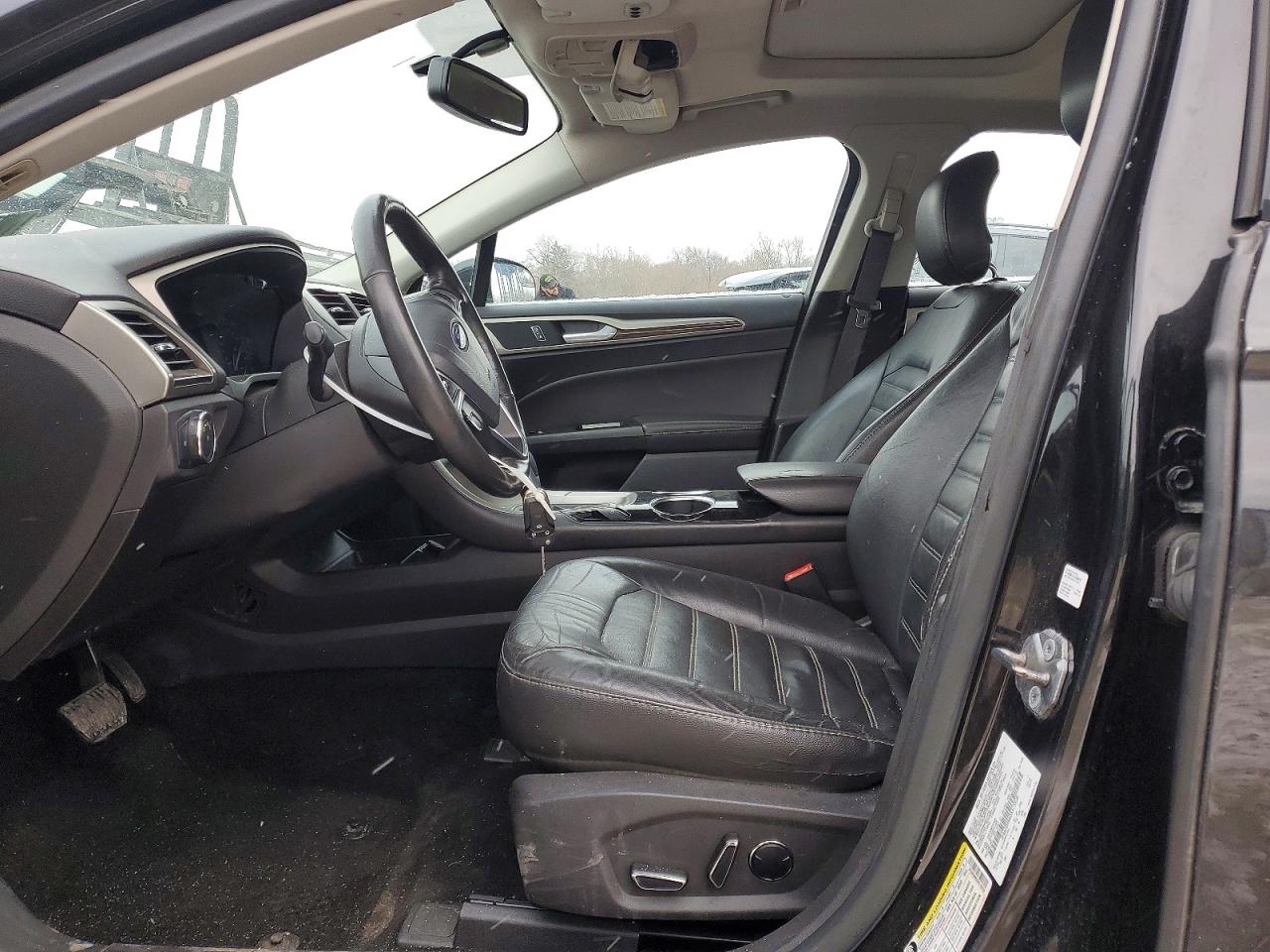 2013 FORD FUSION SE photo 7