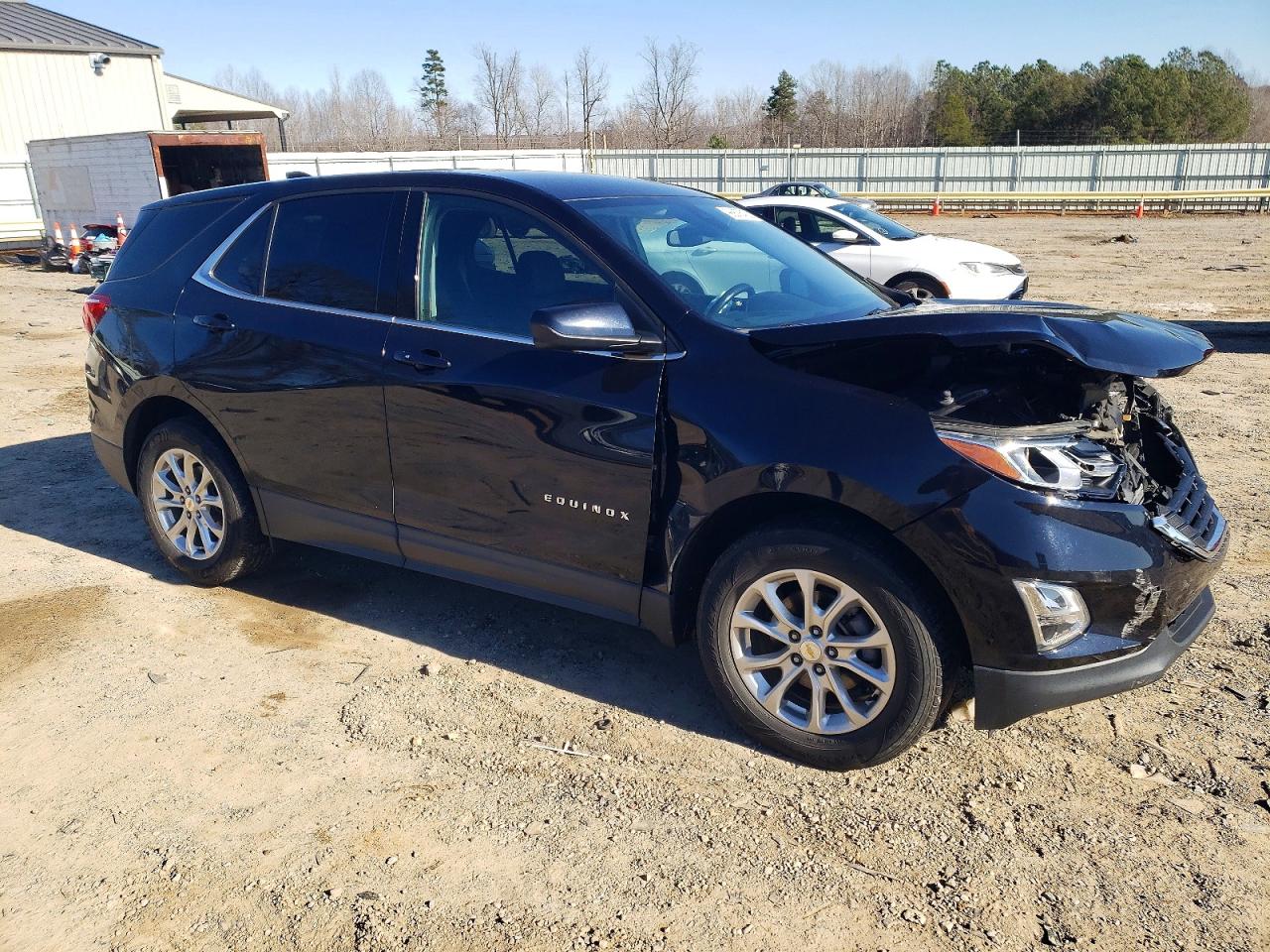 2020 CHEVROLET EQUINOX LT photo 4