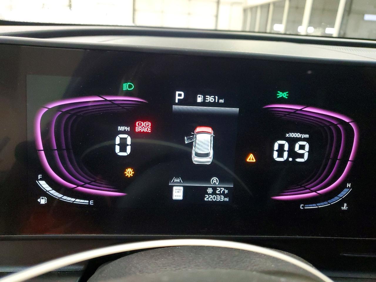 2025 KIA SPORTAGE X-LINE photo 9