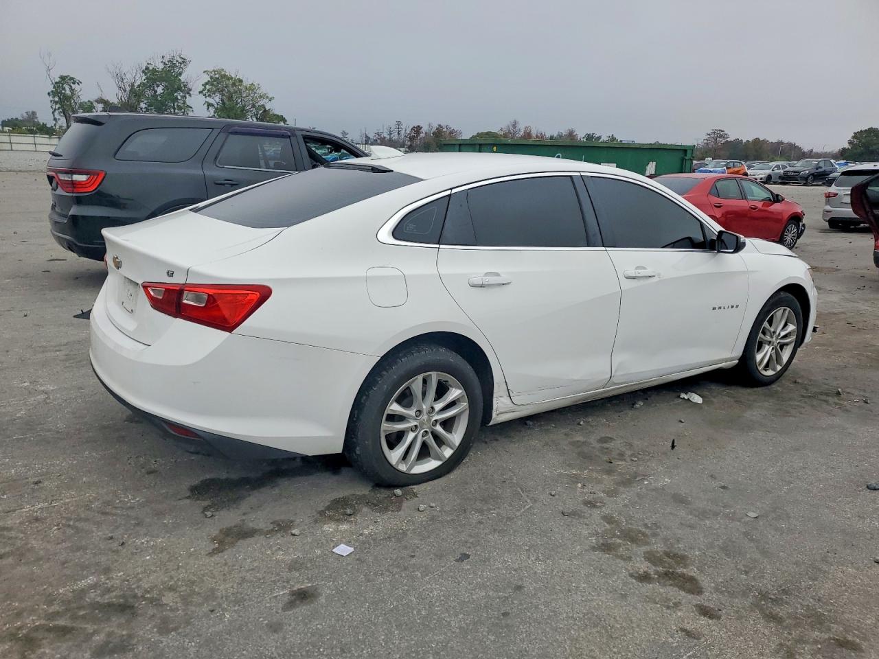 2016 CHEVROLET MALIBU LT photo 3