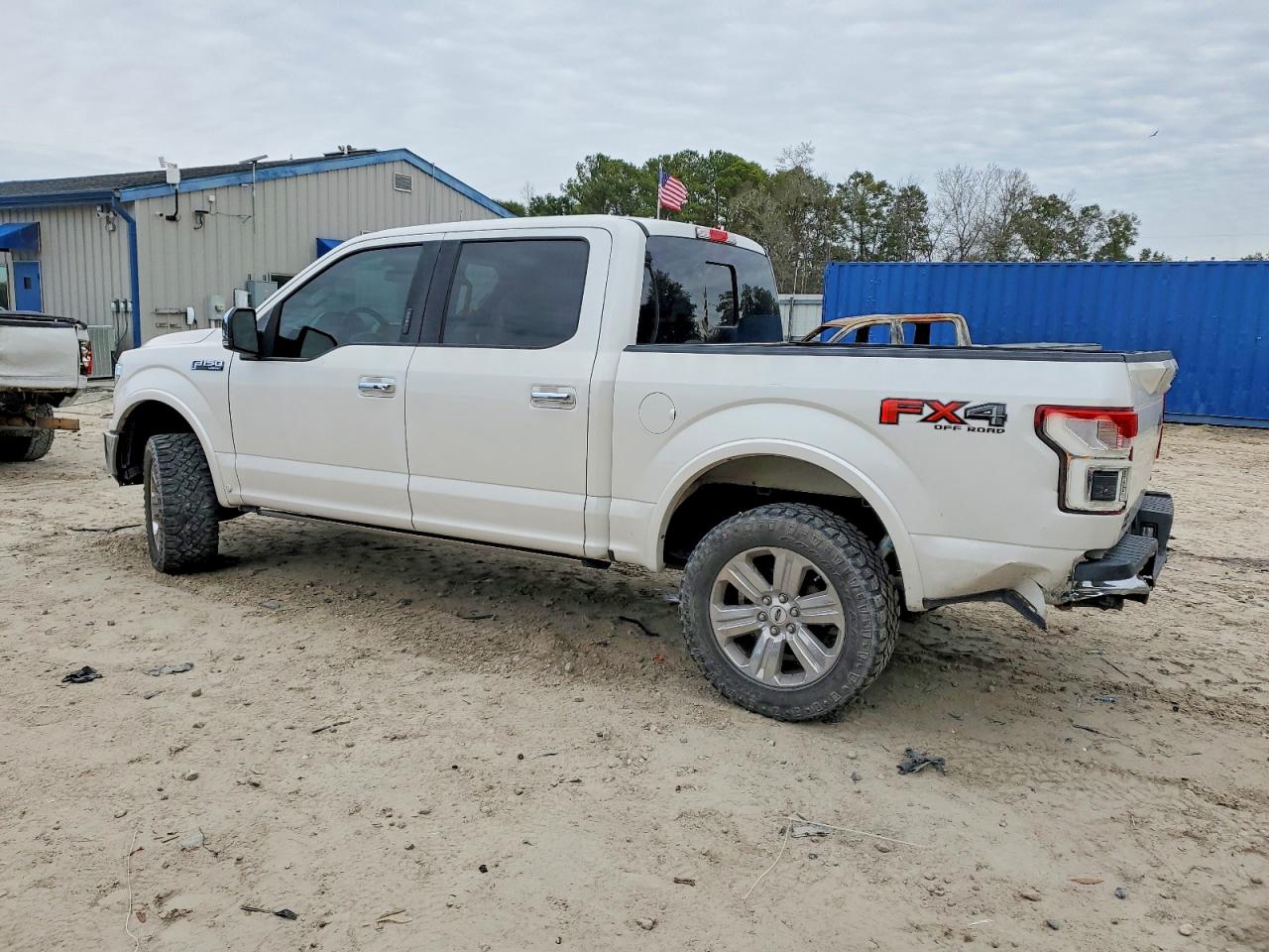 2018 FORD F150 SUPERCREW photo 2