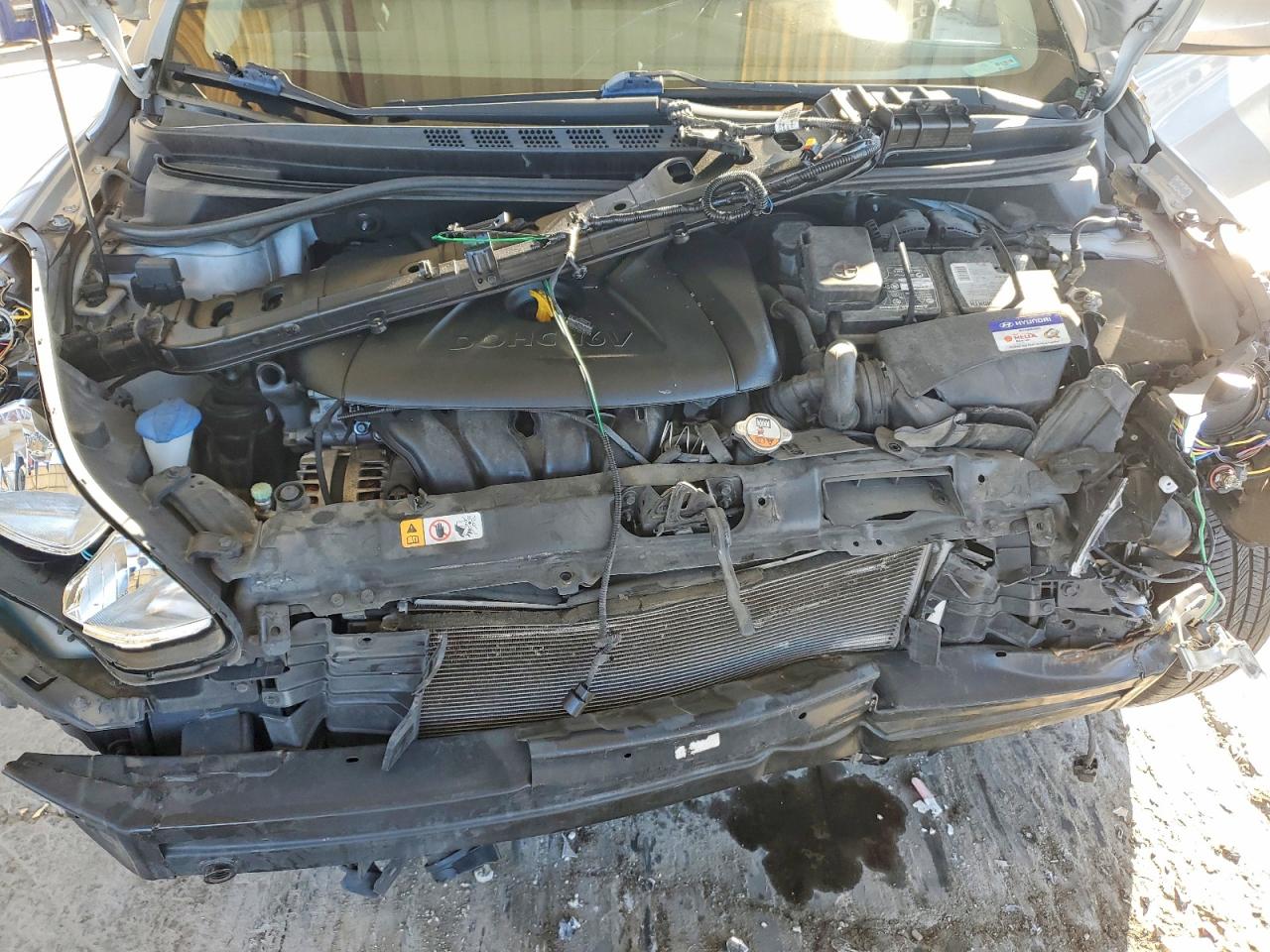 2015 HYUNDAI ELANTRA SE photo 11