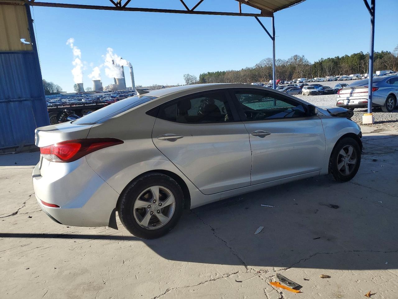 2015 HYUNDAI ELANTRA SE photo 3