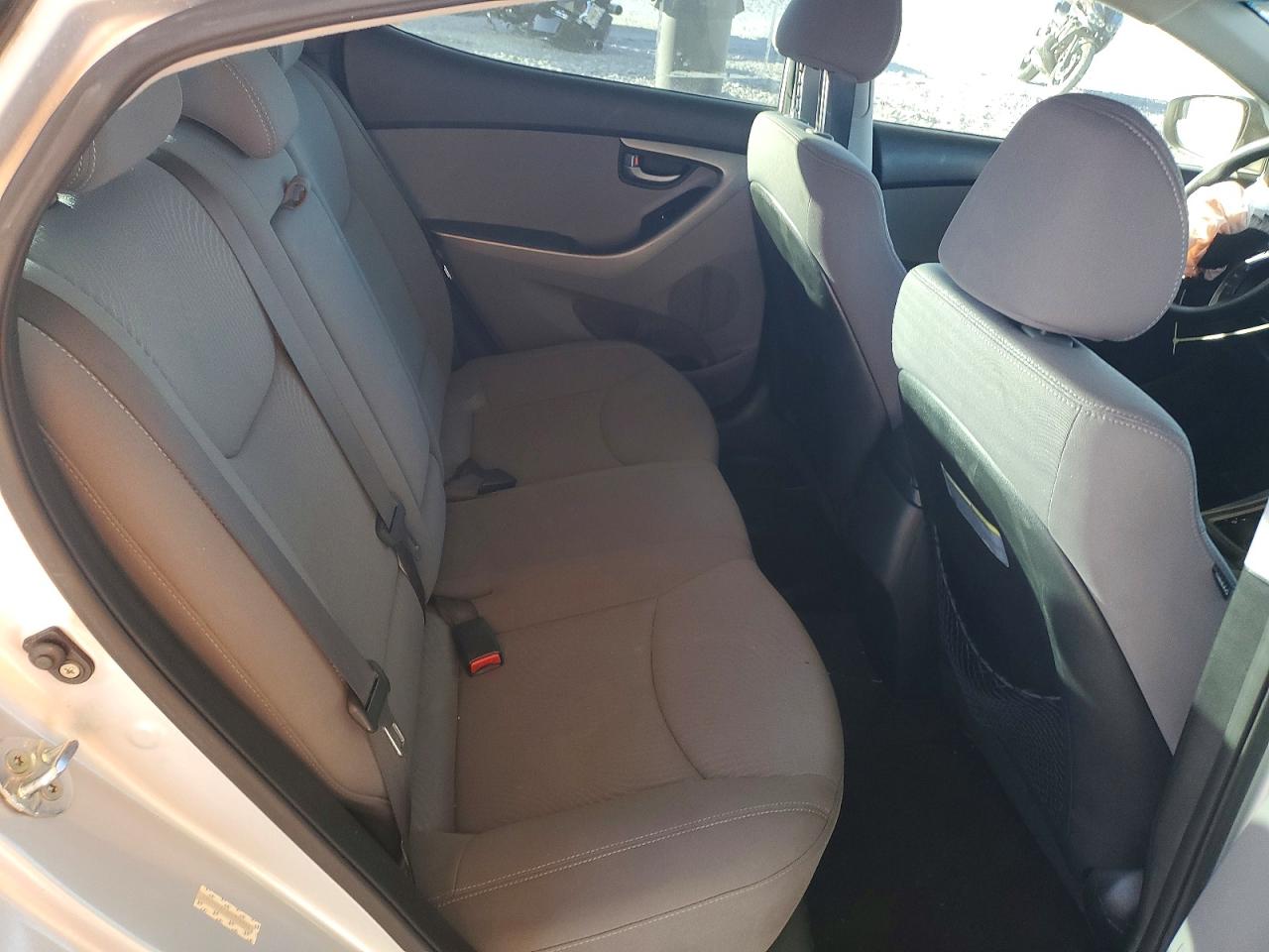 2015 HYUNDAI ELANTRA SE photo 10