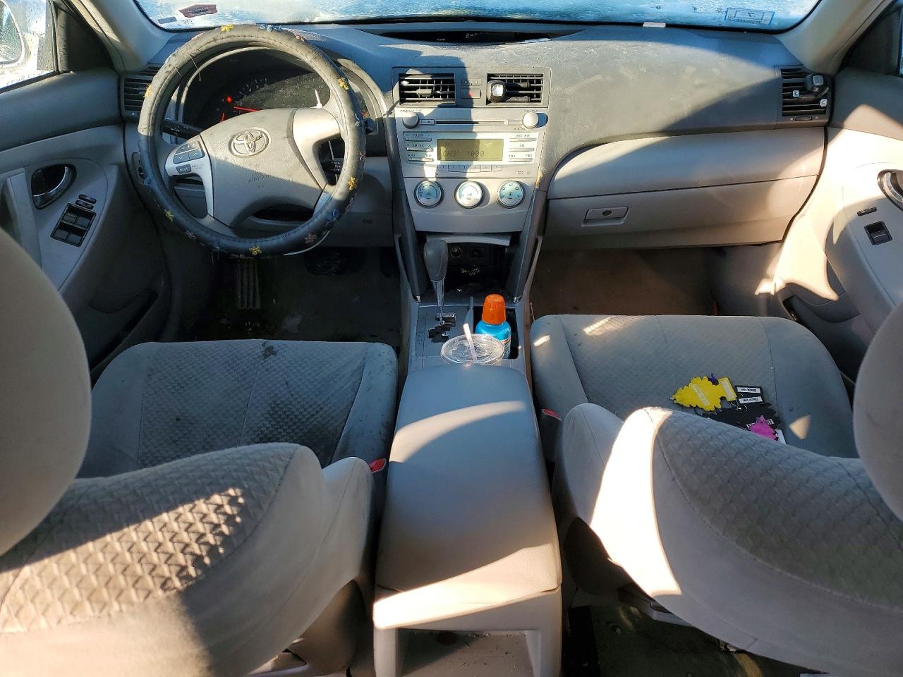 2009 TOYOTA CAMRY BASE photo 8