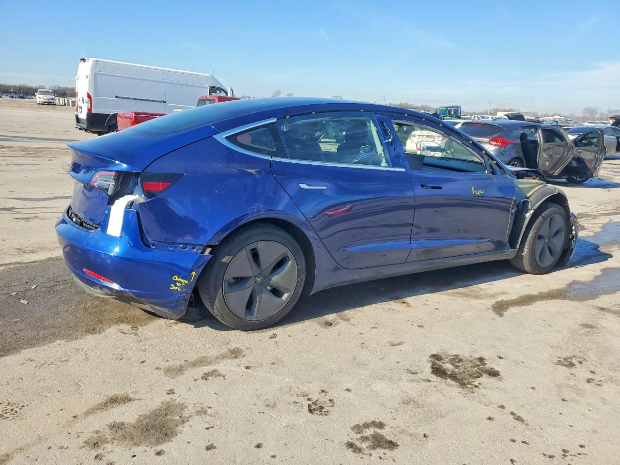 2018 TESLA MODEL 3 photo 3