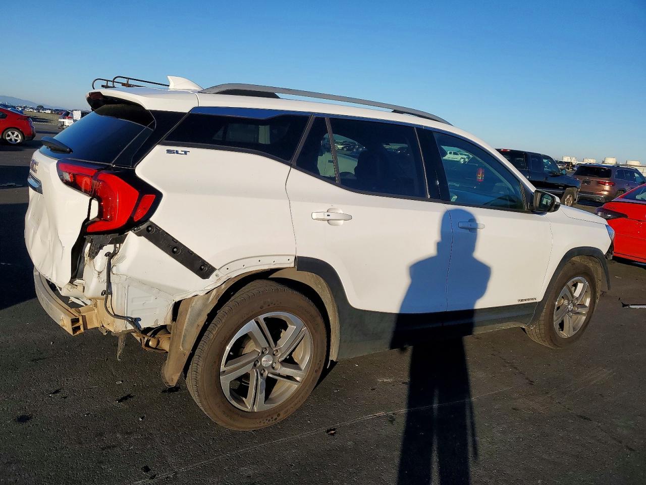 2020 GMC TERRAIN SLT photo 3
