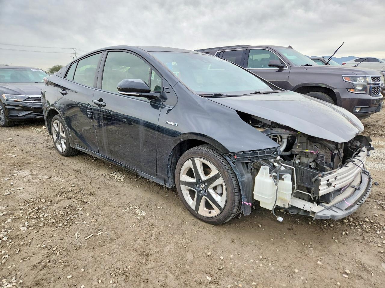 2018 TOYOTA PRIUS photo 4