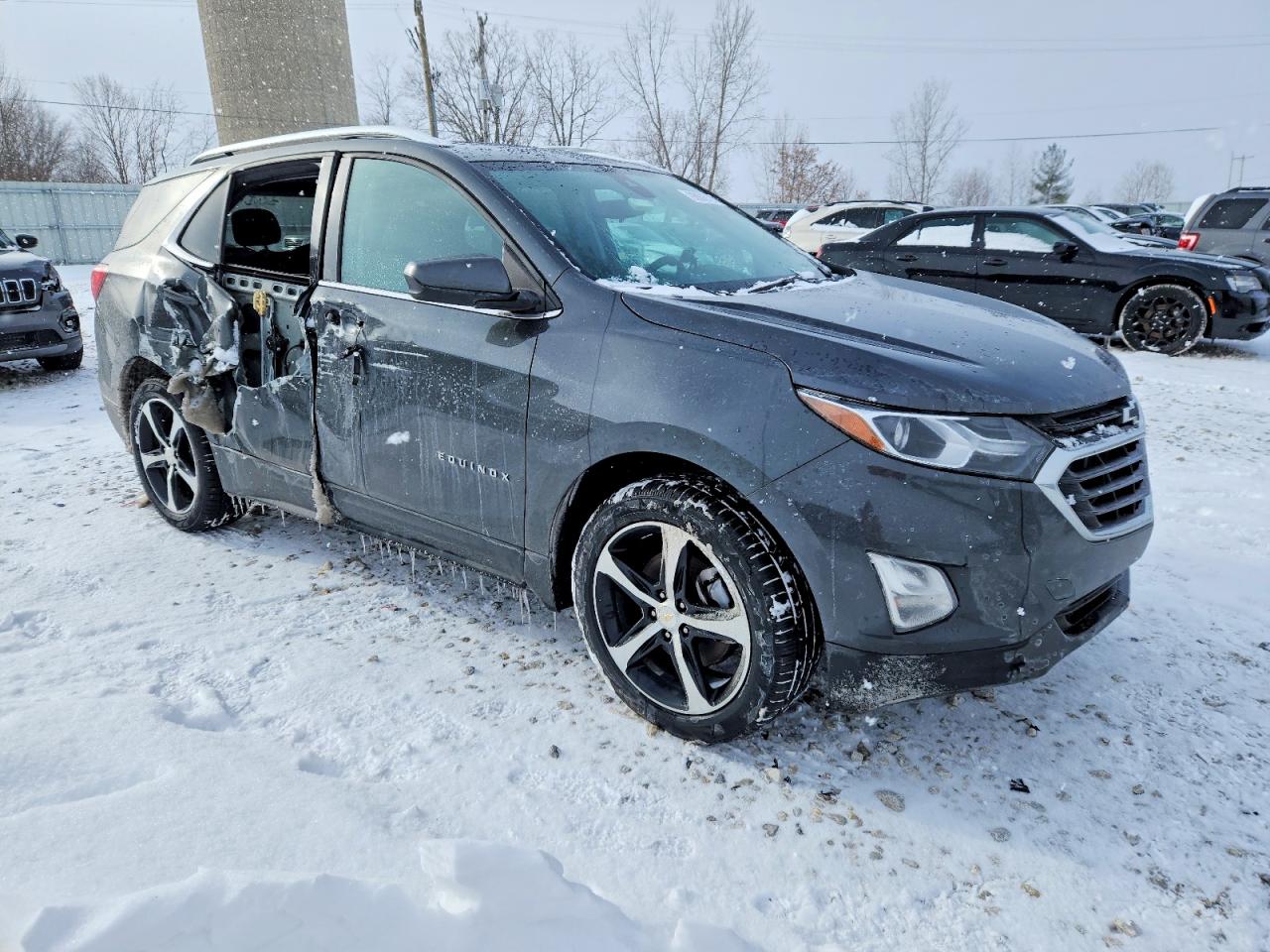 2020 CHEVROLET EQUINOX LT photo 4