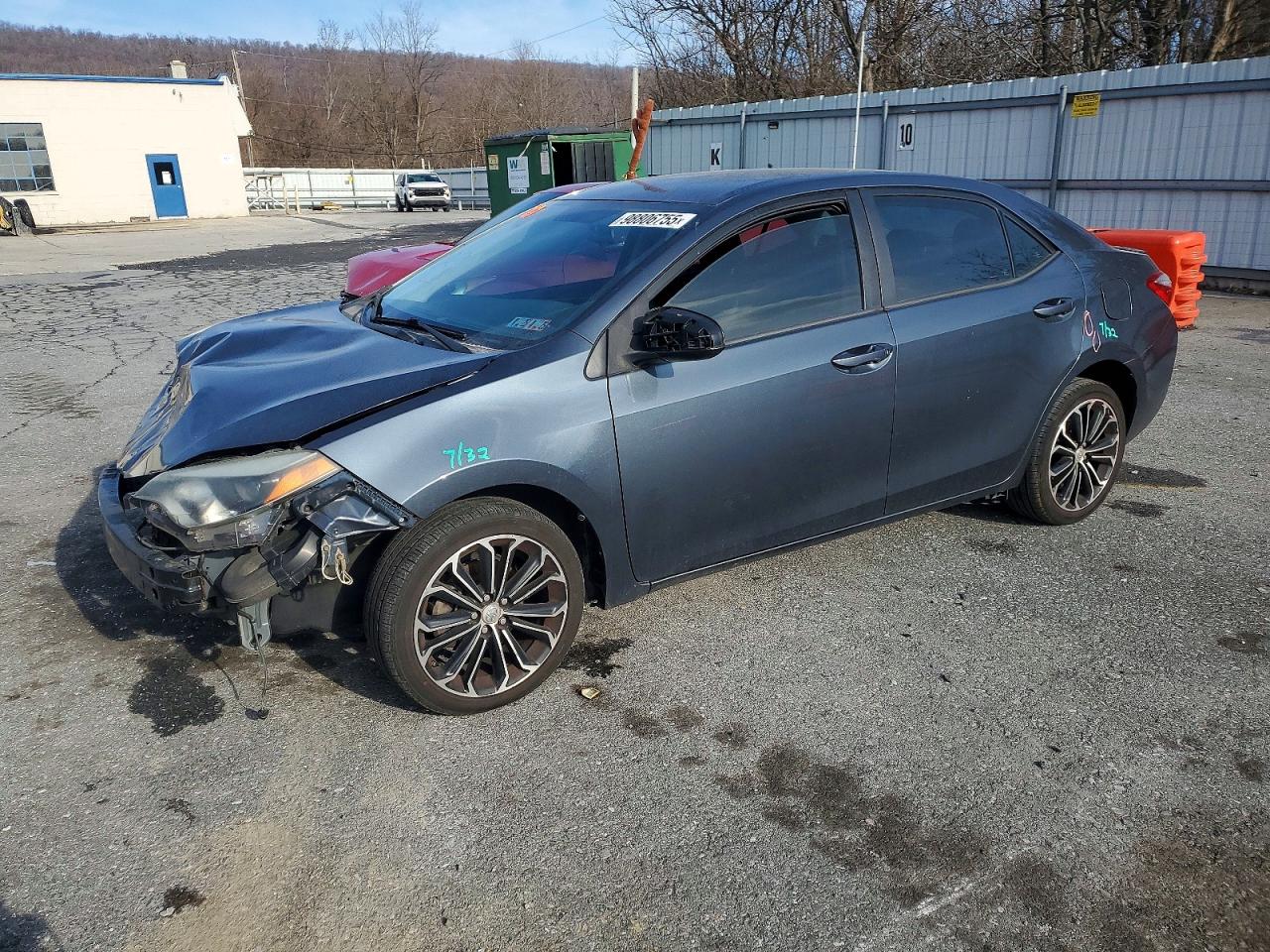 2016 TOYOTA COROLLA