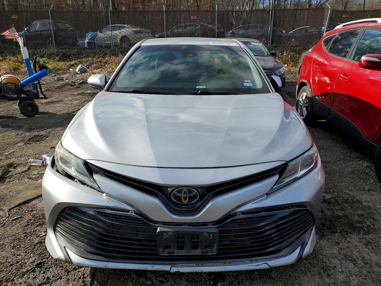 2018 TOYOTA CAMRY L photo 5
