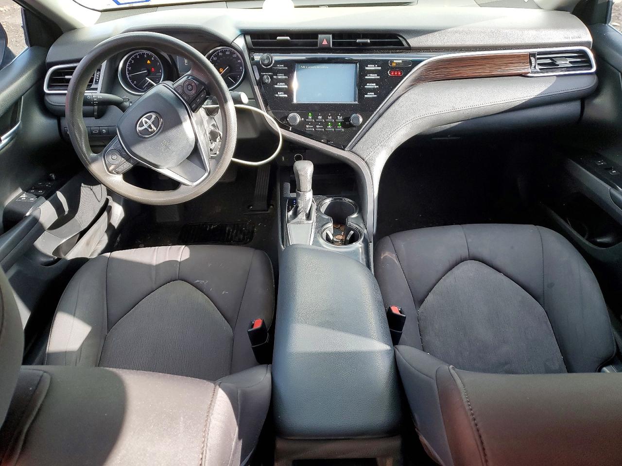 2018 TOYOTA CAMRY L photo 8