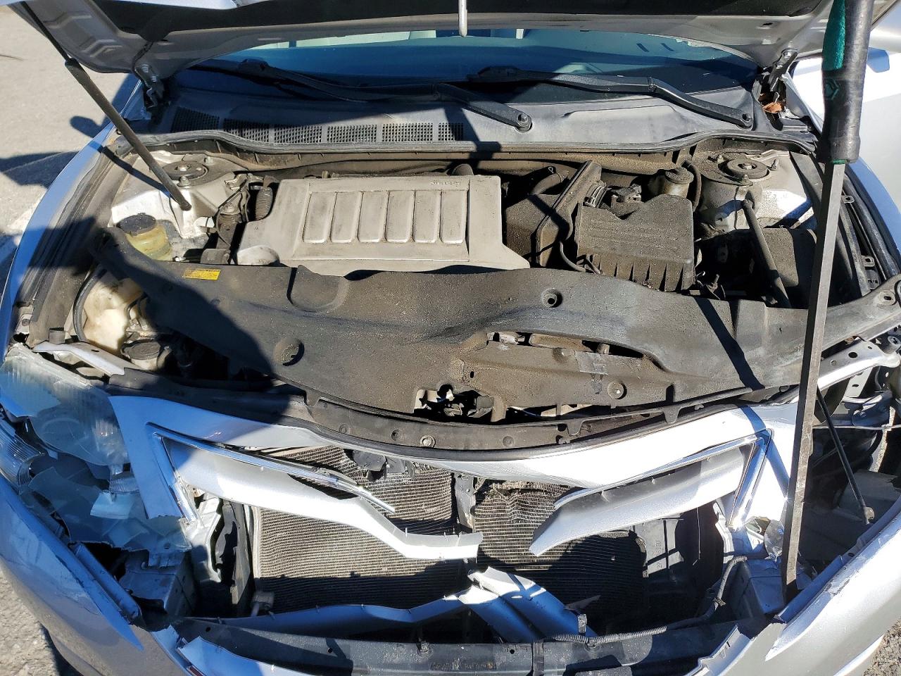 2011 TOYOTA CAMRY SE photo 11