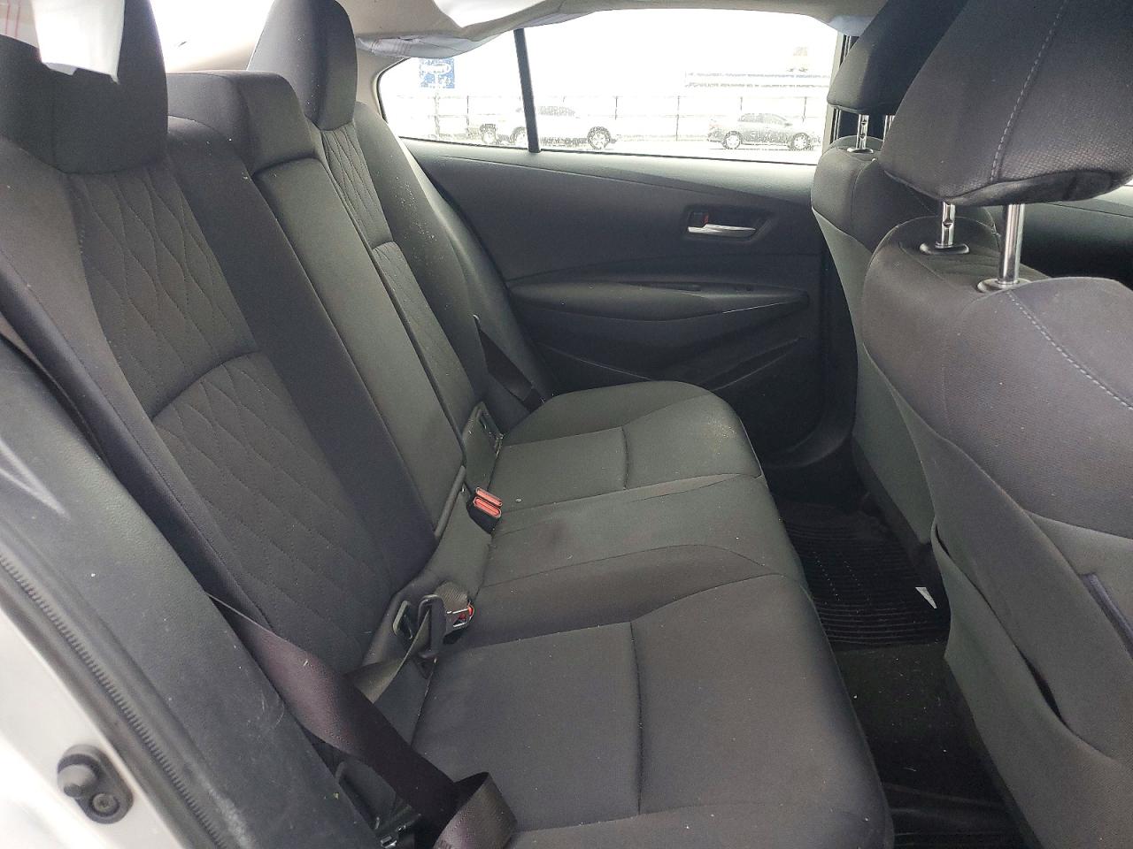 2020 TOYOTA COROLLA LE photo 10