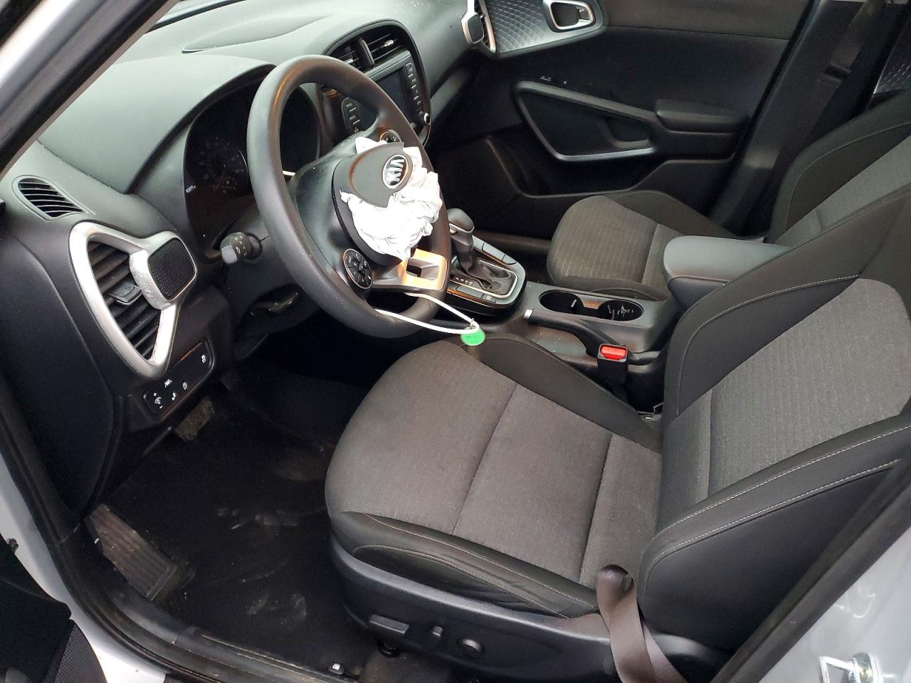 2021 KIA SOUL LX photo 7