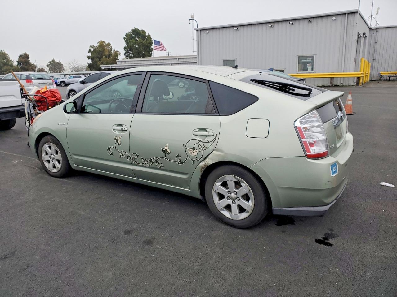 2007 TOYOTA PRIUS photo 2