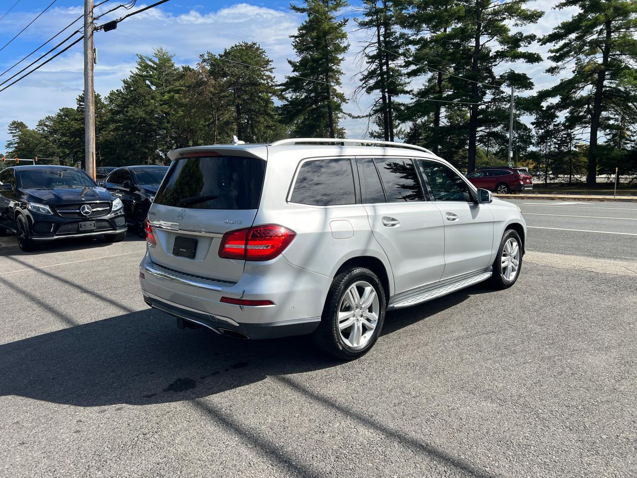 2017 MERCEDES-BENZ GLS 450 4MATIC photo 4