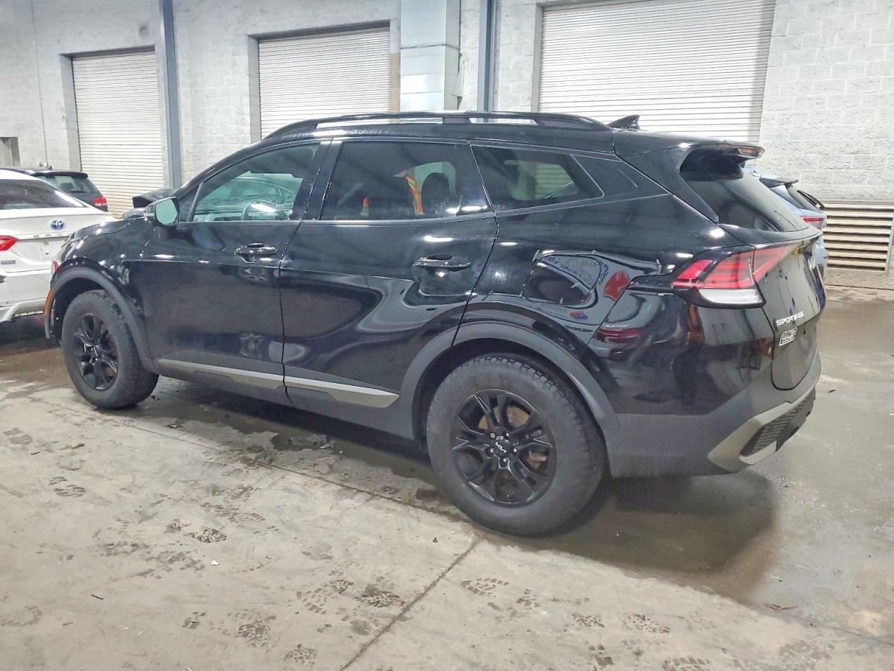 2023 KIA SPORTAGE X-PRO photo 2