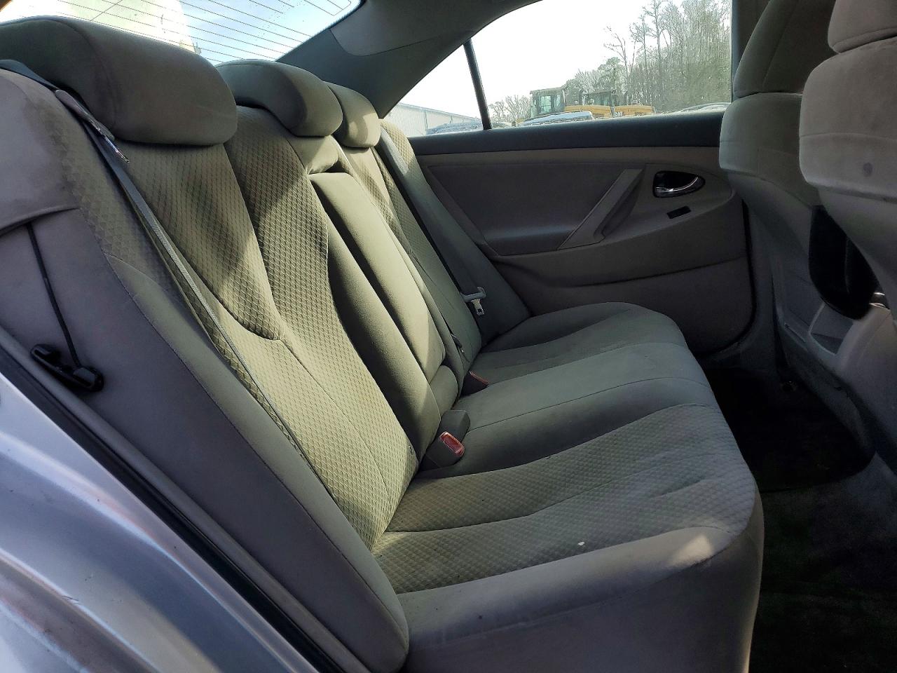 2009 TOYOTA CAMRY BASE photo 10