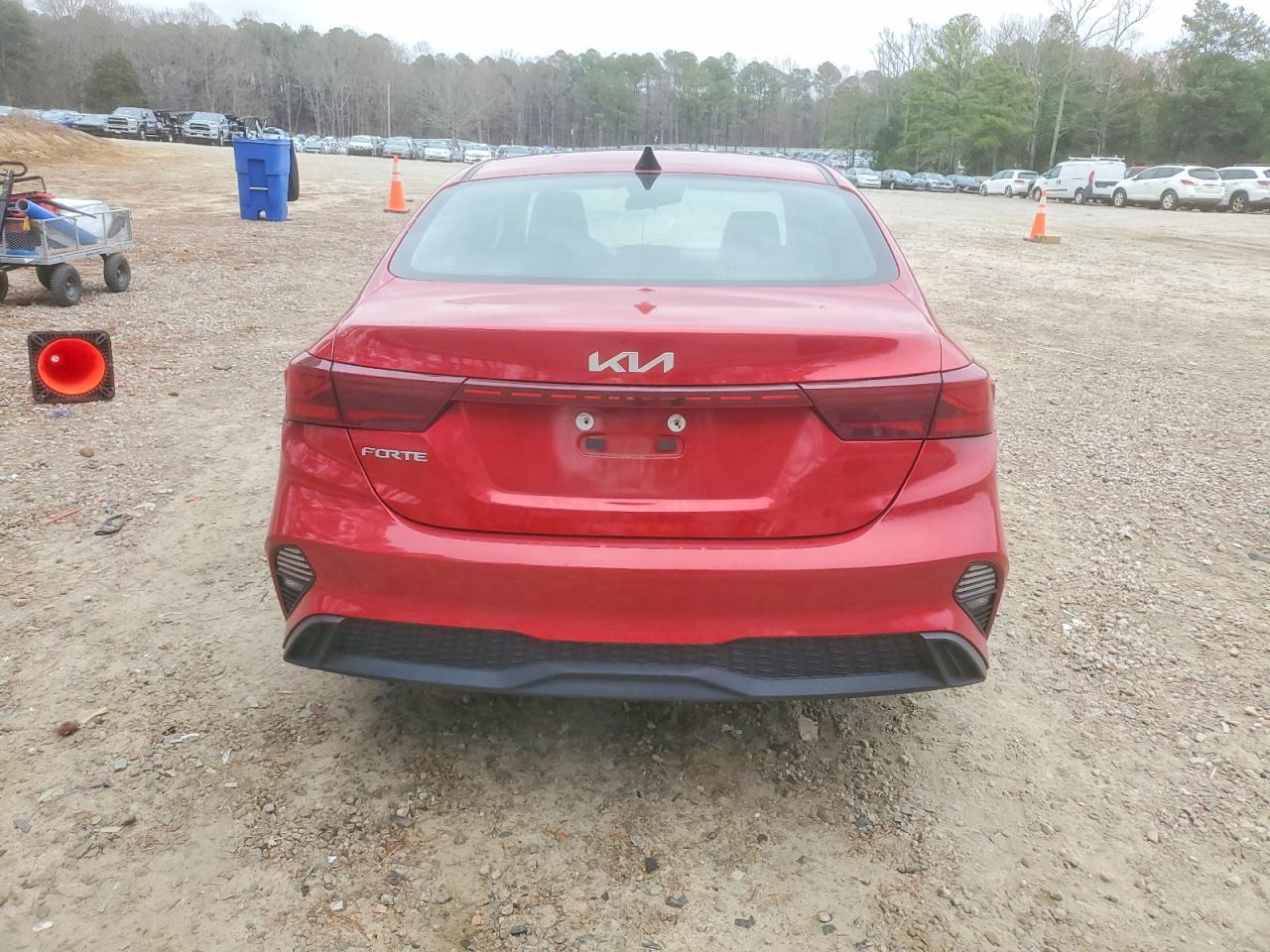 2024 KIA FORTE LX photo 6