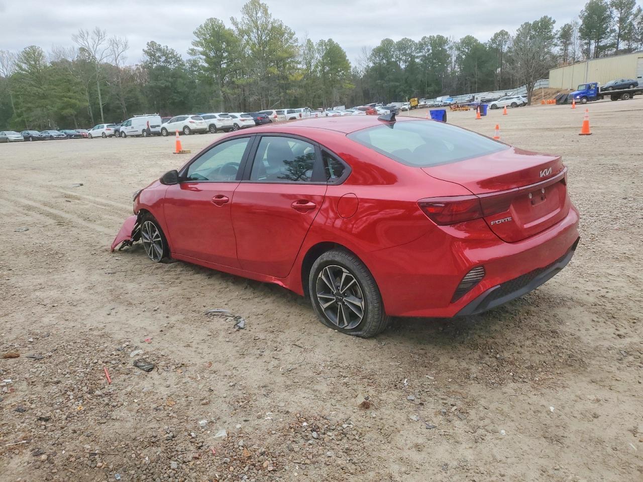 2024 KIA FORTE LX photo 2
