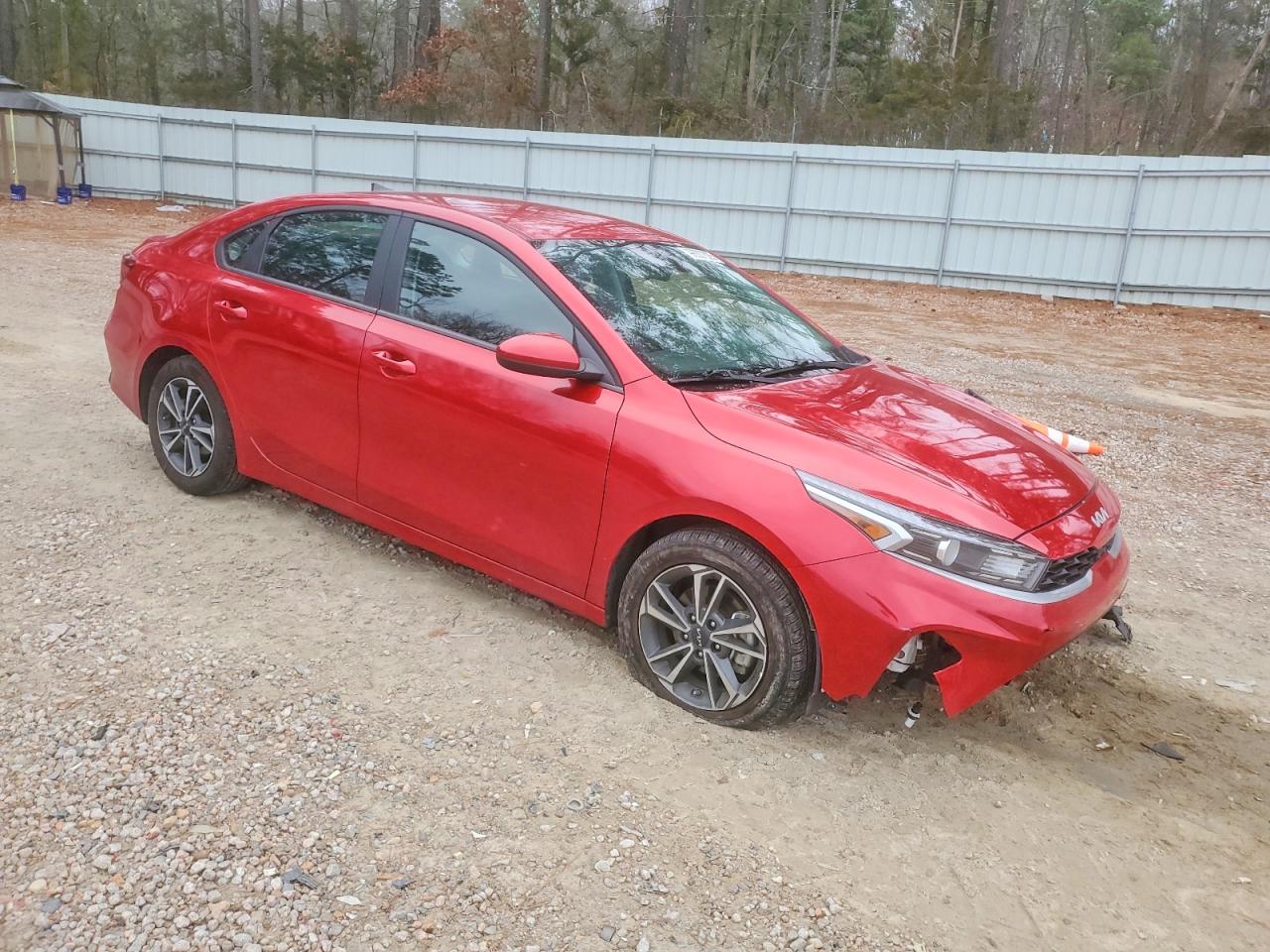 2024 KIA FORTE LX photo 4