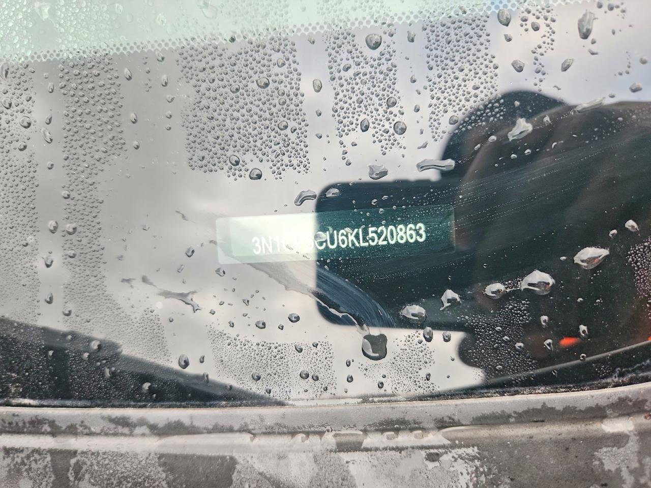 2019 NISSAN KICKS S photo 13