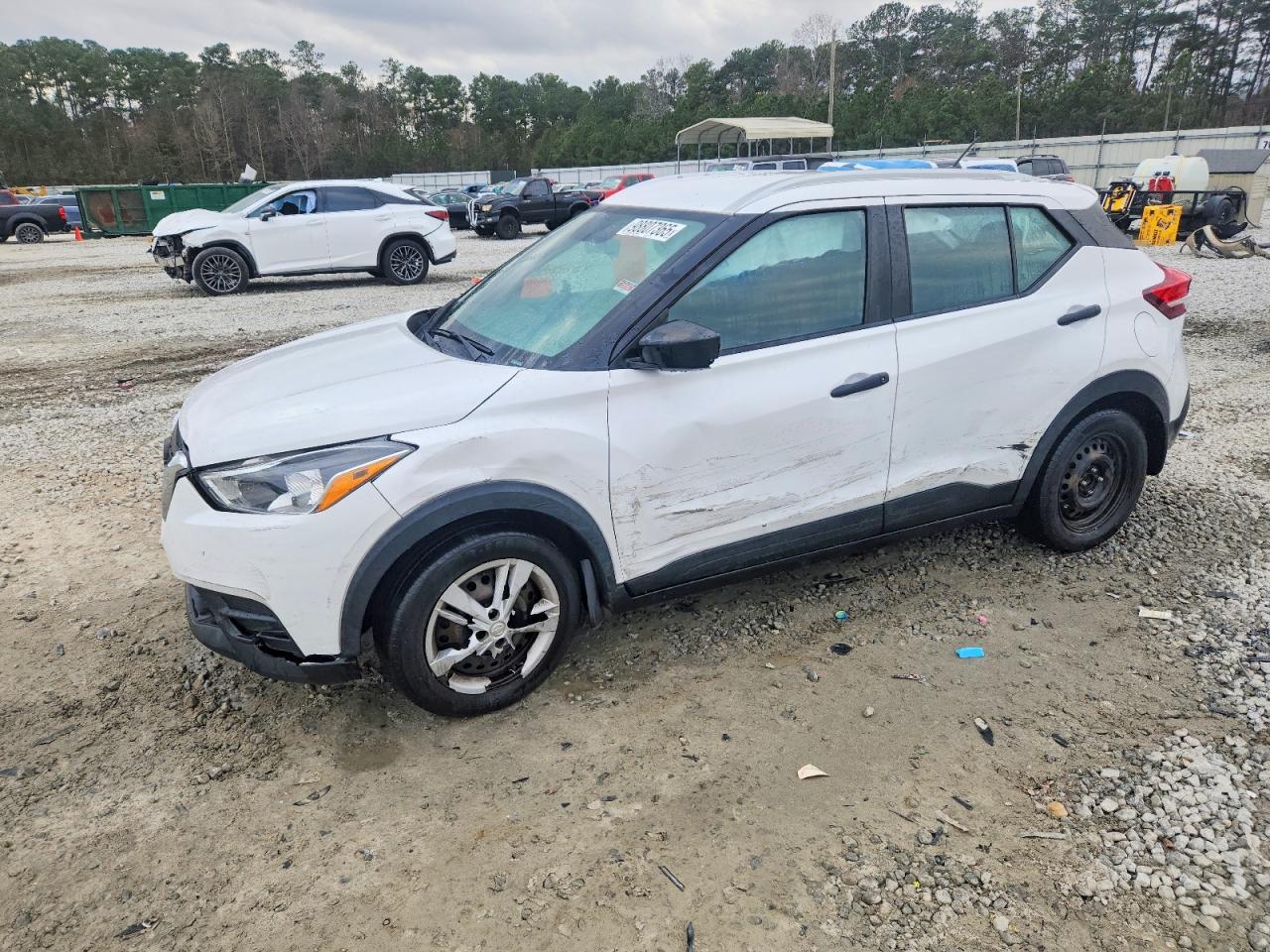 2019 NISSAN KICKS