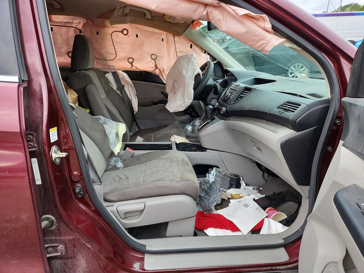 2014 HONDA CR-V LX photo 19