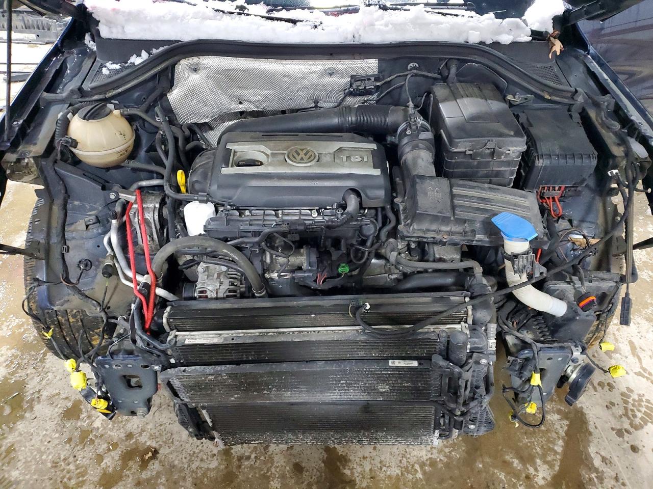 2013 VOLKSWAGEN TIGUAN S photo 12