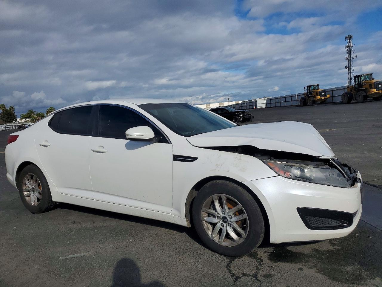 2011 KIA OPTIMA LX photo 4