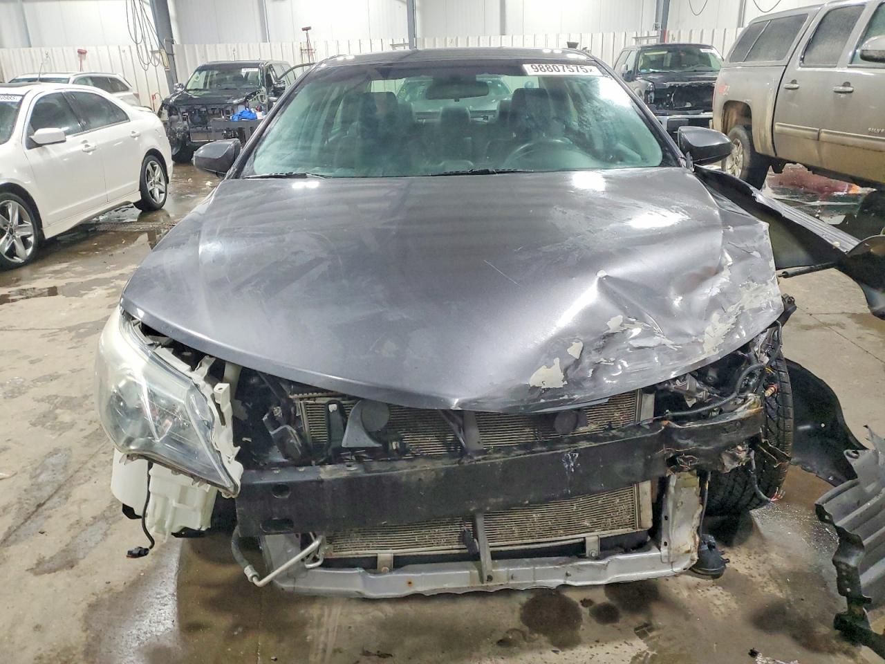 2014 TOYOTA CAMRY L photo 5