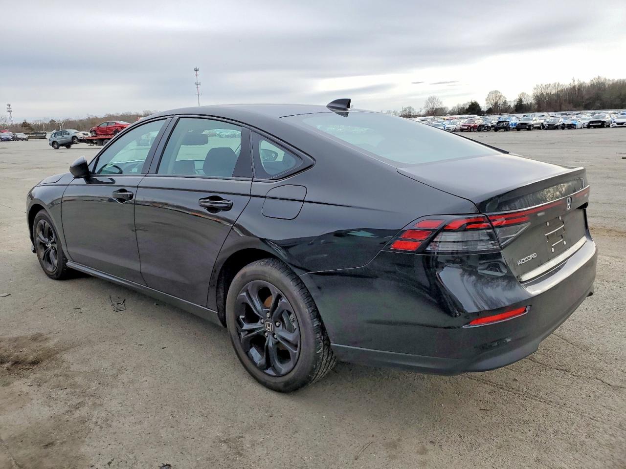 2025 HONDA ACCORD SE photo 3