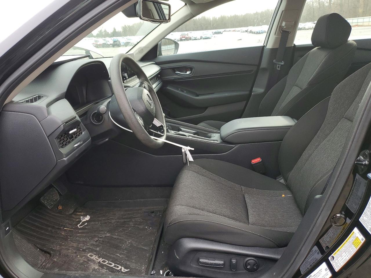 2025 HONDA ACCORD SE photo 13
