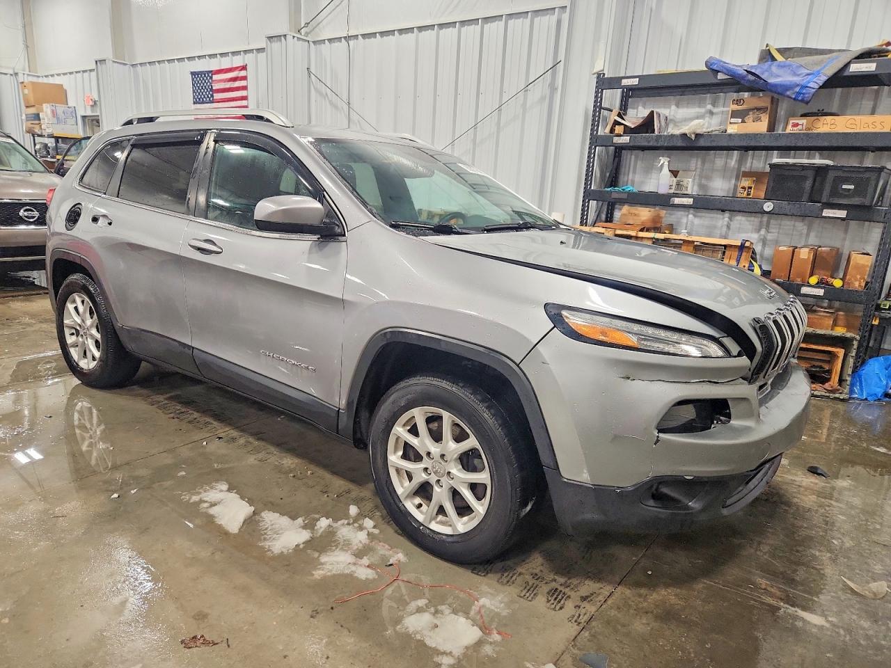 2014 JEEP CHEROKEE LATITUDE photo 4