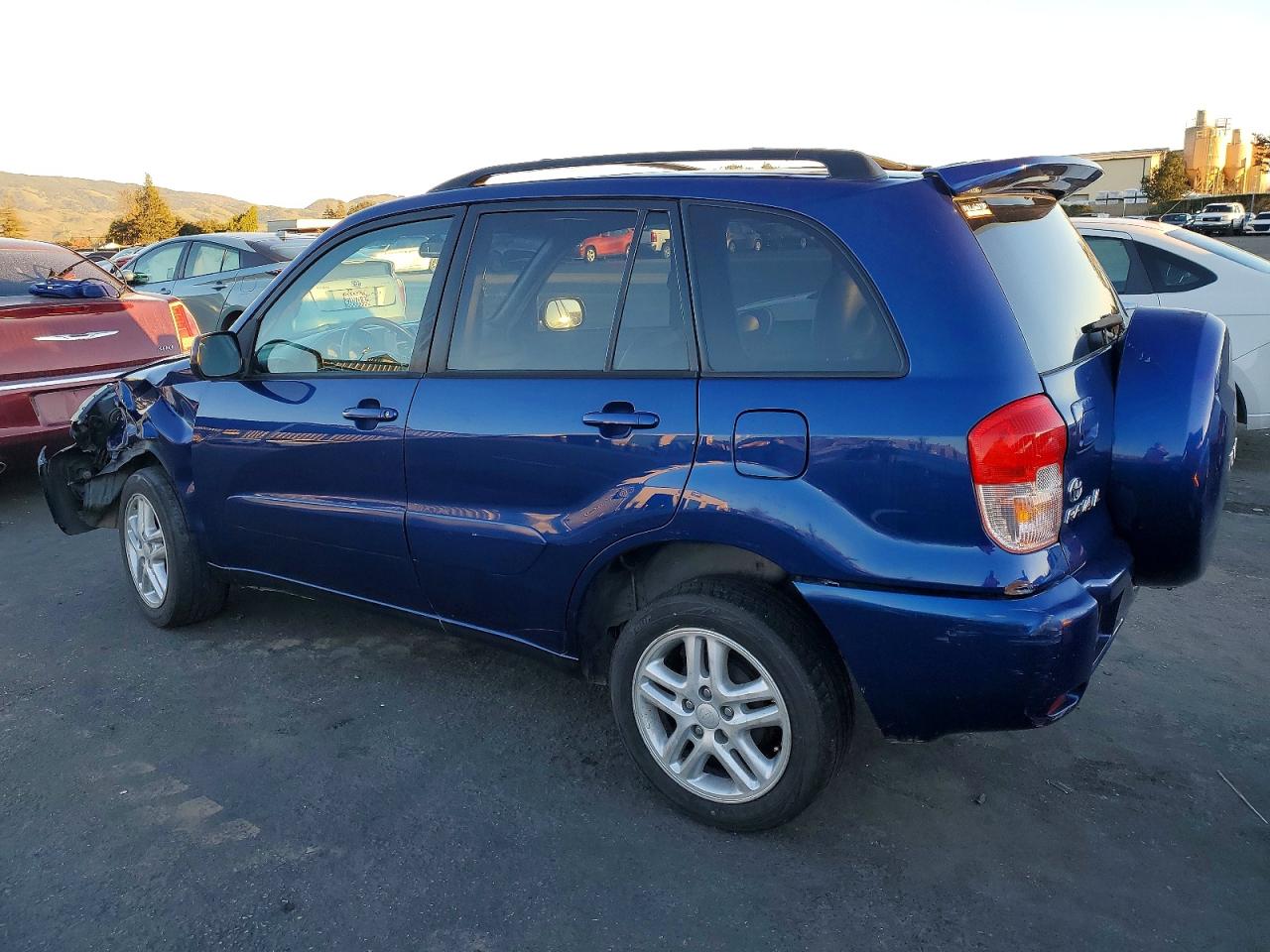 2003 TOYOTA RAV4 photo 2