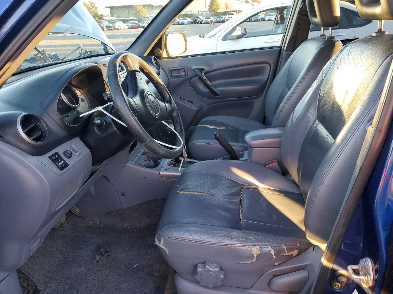 2003 TOYOTA RAV4 photo 7