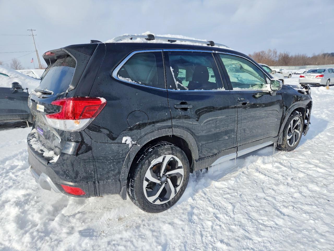 2022 SUBARU FORESTER TOURING photo 3