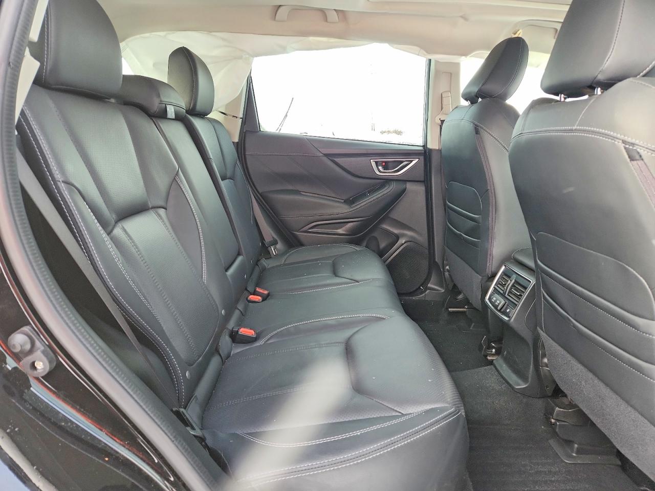 2022 SUBARU FORESTER TOURING photo 11