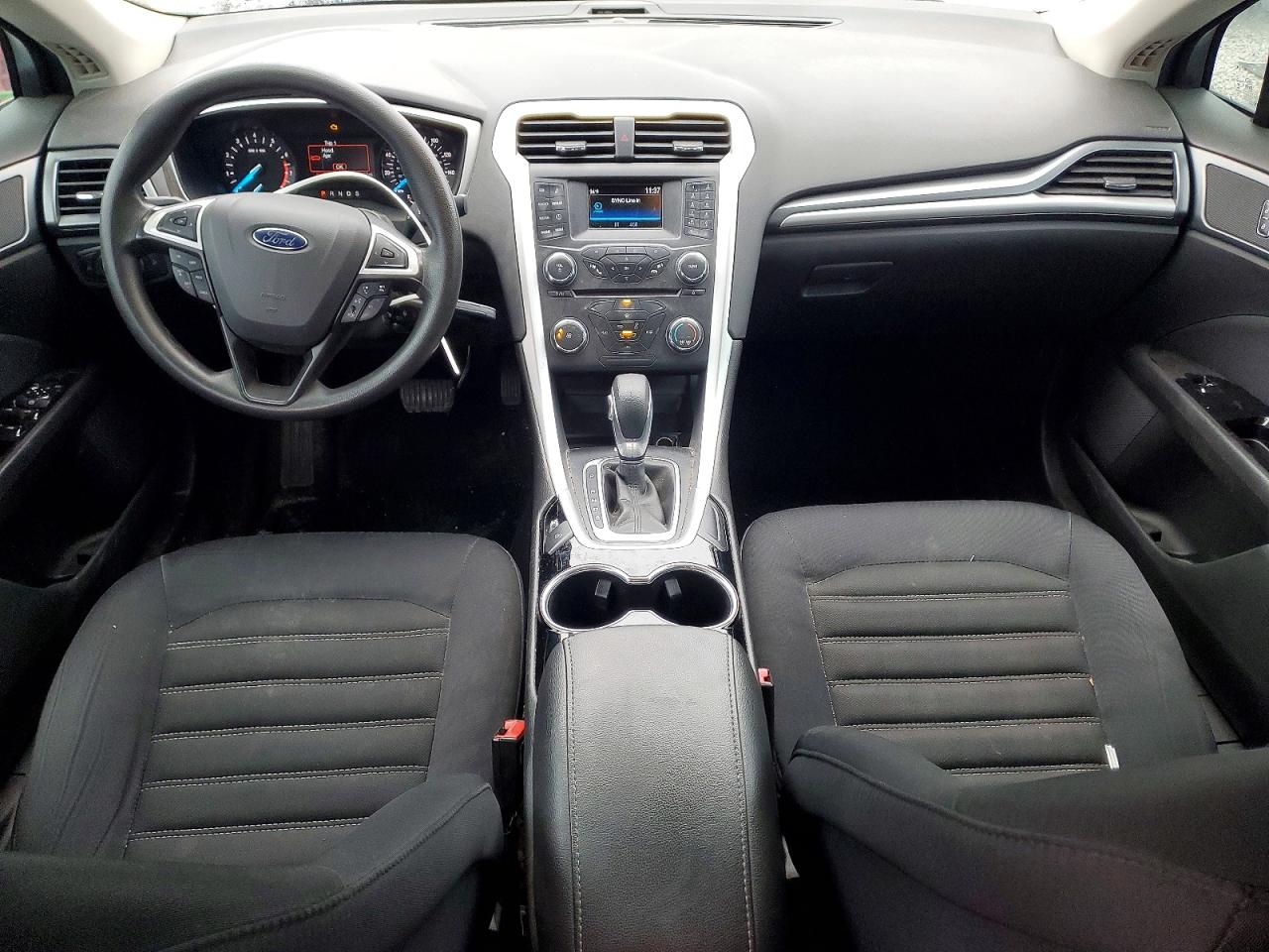 2015 FORD FUSION SE photo 8