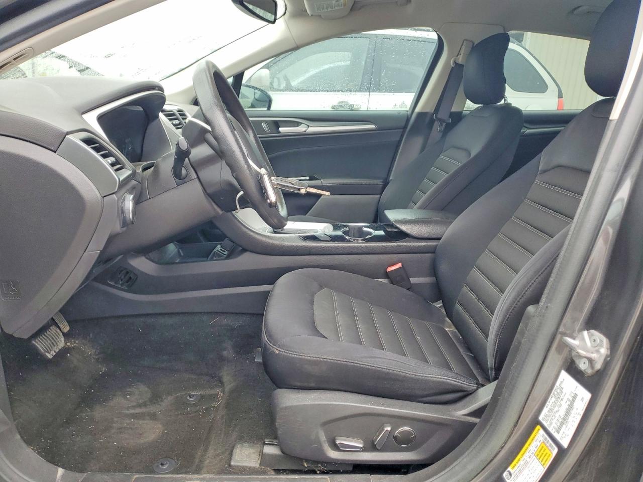 2015 FORD FUSION SE photo 7