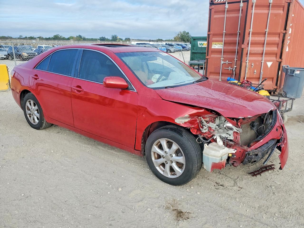 2011 TOYOTA CAMRY BASE photo 4