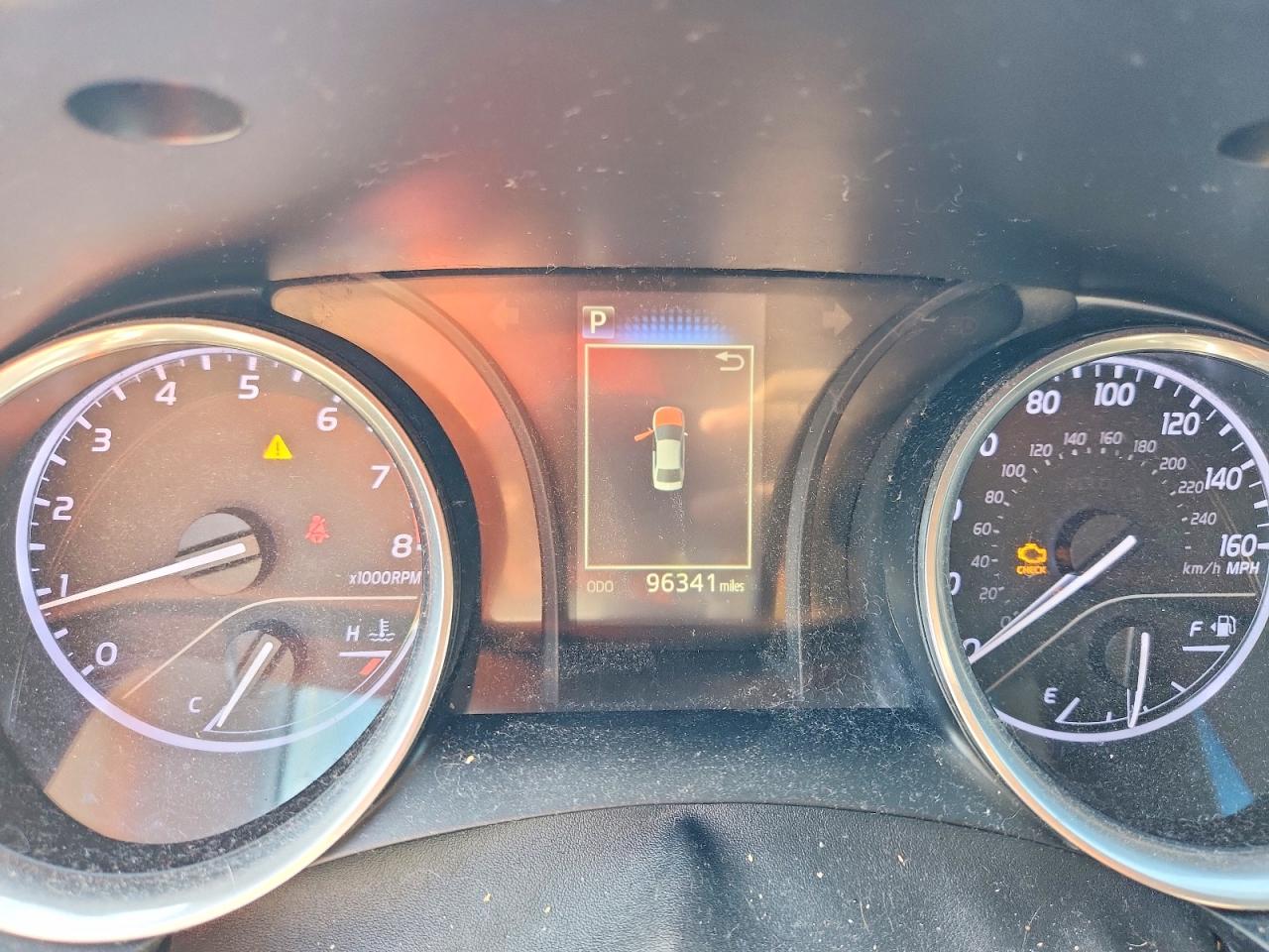 2018 TOYOTA CAMRY L photo 9