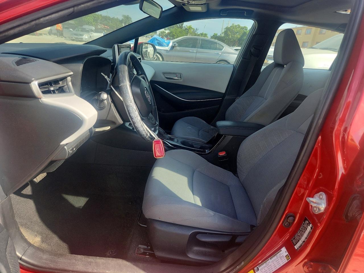 2021 TOYOTA COROLLA SE photo 7