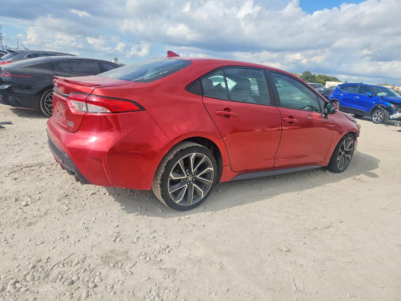 2021 TOYOTA COROLLA SE photo 3