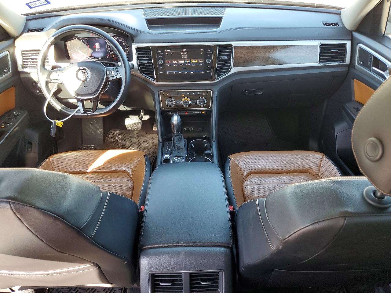 2018 VOLKSWAGEN ATLAS SEL PREMIUM photo 8