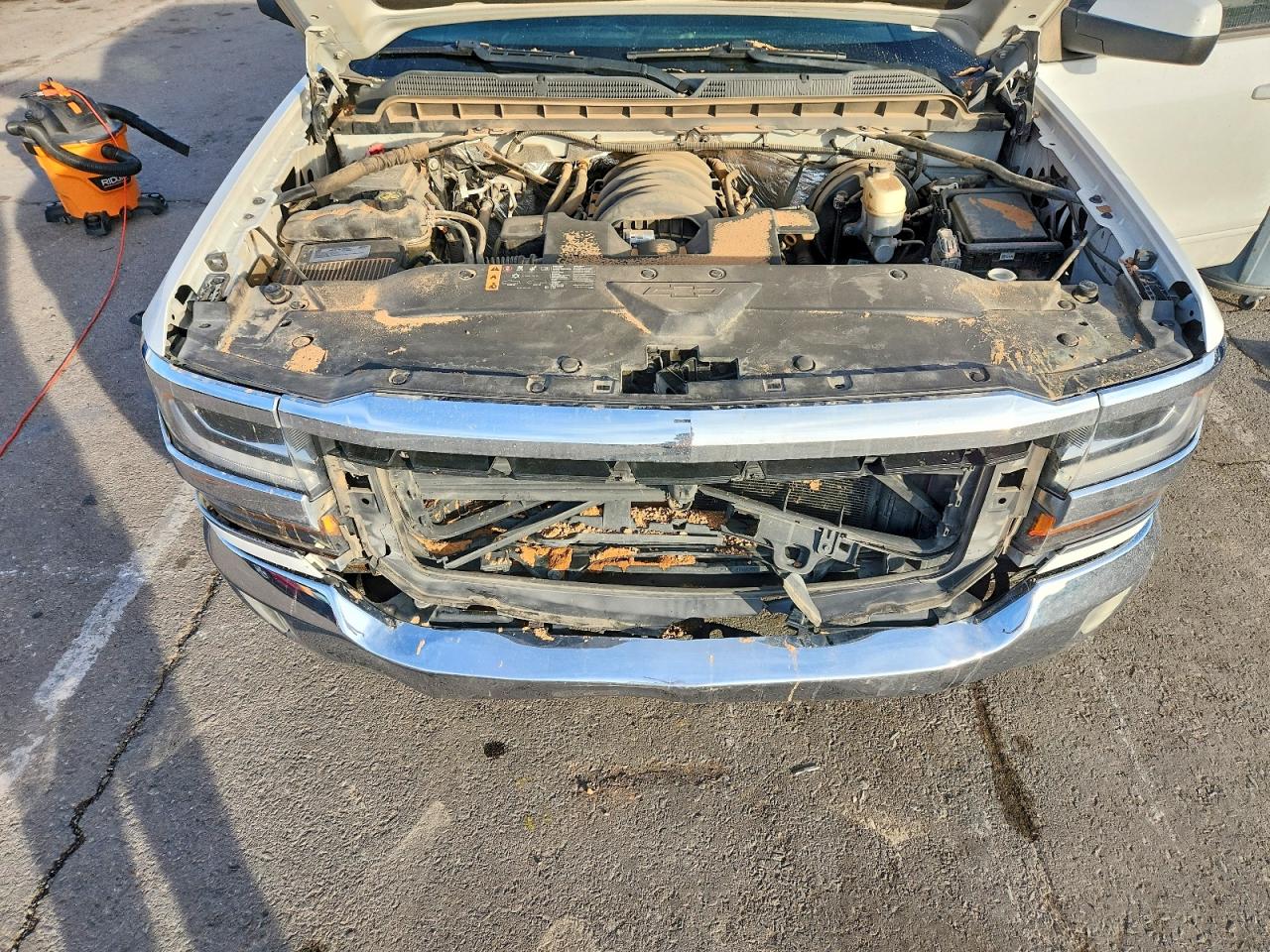 2017 CHEVROLET SILVERADO C1500 LT photo 11