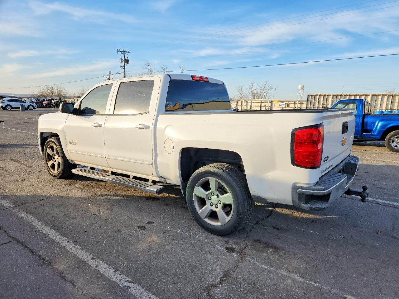 2017 CHEVROLET SILVERADO C1500 LT photo 2