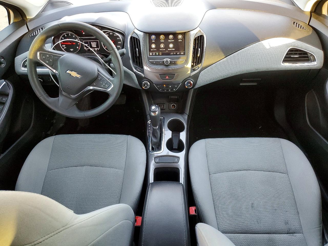 2019 CHEVROLET CRUZE LS photo 8